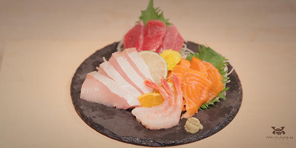 Sushi & Sashimi